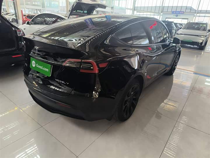 Фото 7 - Tesla Model Y