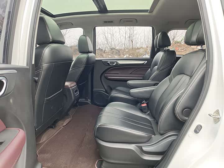 Фото 6 - GAC Trumpchi M6