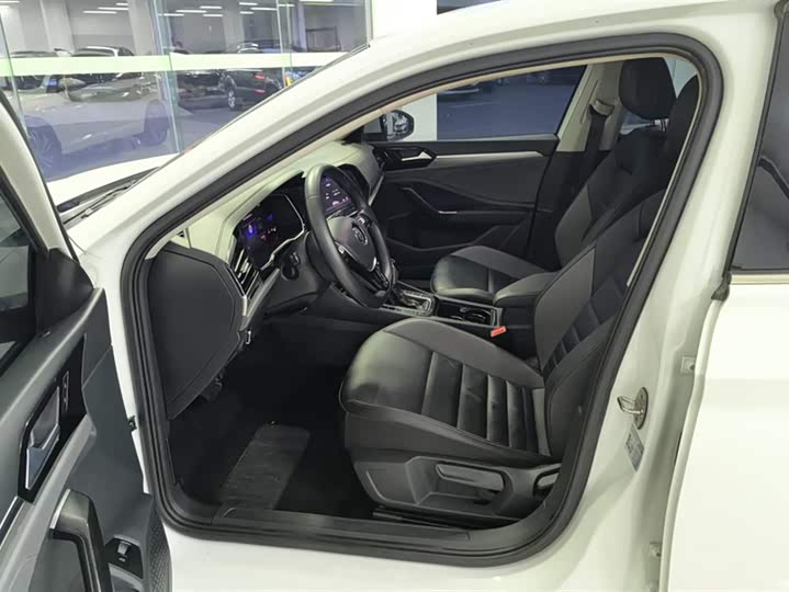 Фото 9 - Volkswagen Sagitar L