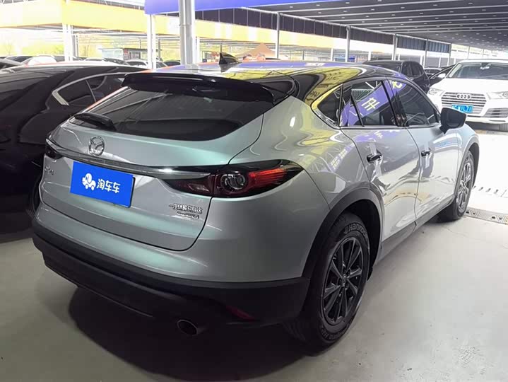 Фото 3 - Mazda CX-4