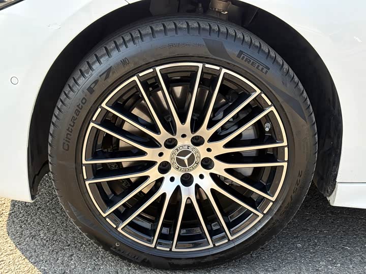 Фото 9 - Mercedes-Benz C-Class