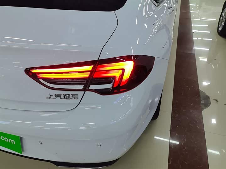 Фото 8 - Buick Regal