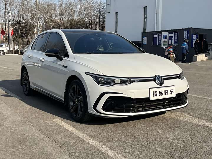 Фото 3 - Volkswagen Golf