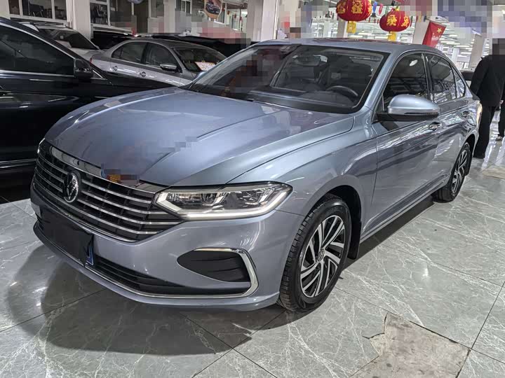 Фото 1 - Volkswagen Lavida