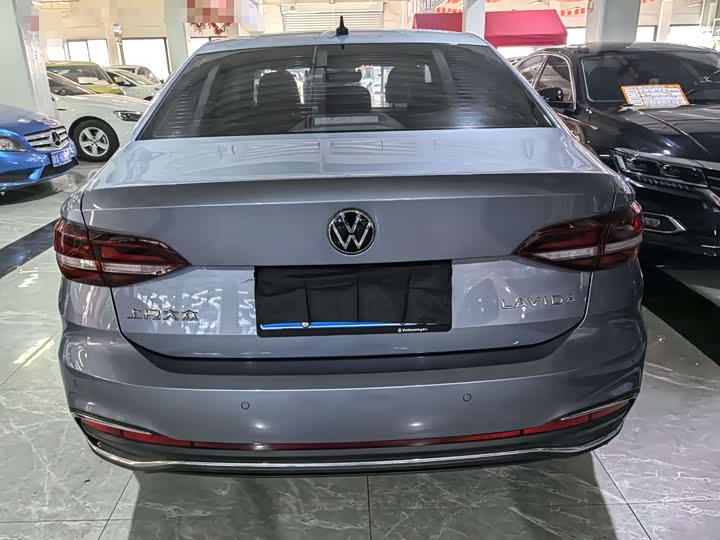 Фото 5 - Volkswagen Lavida