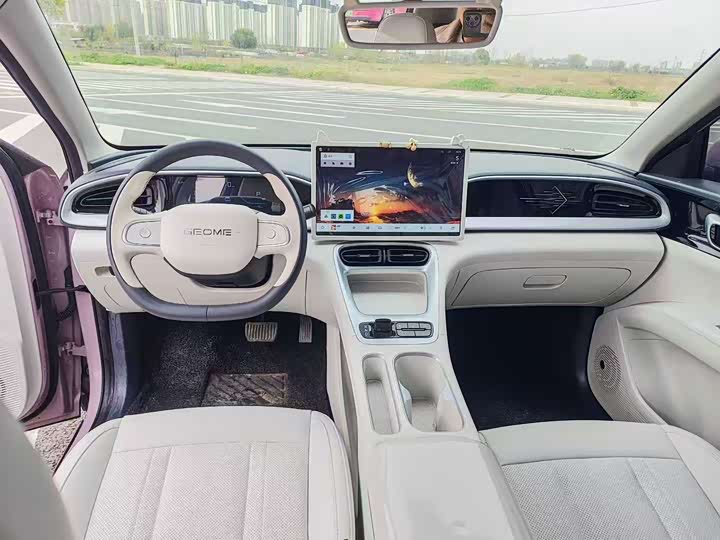 Фото 4 - Geely Galaxy Geome