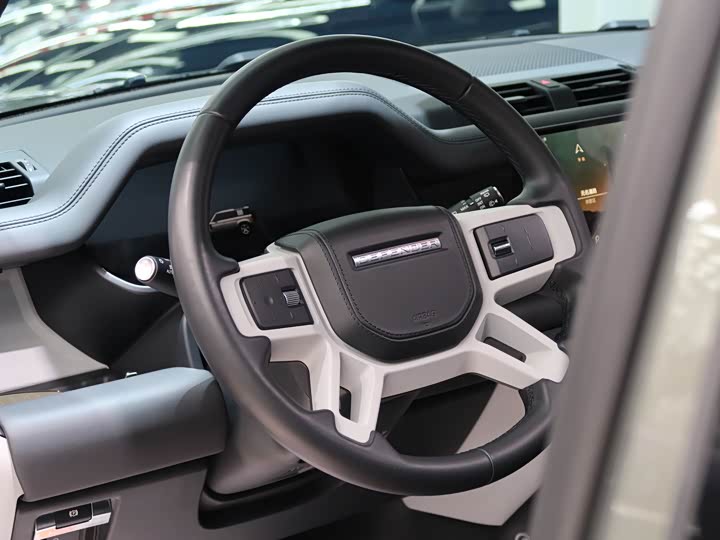 Фото 5 - Land Rover Defender