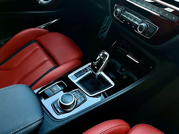 Фото 4 - BMW 1 Series