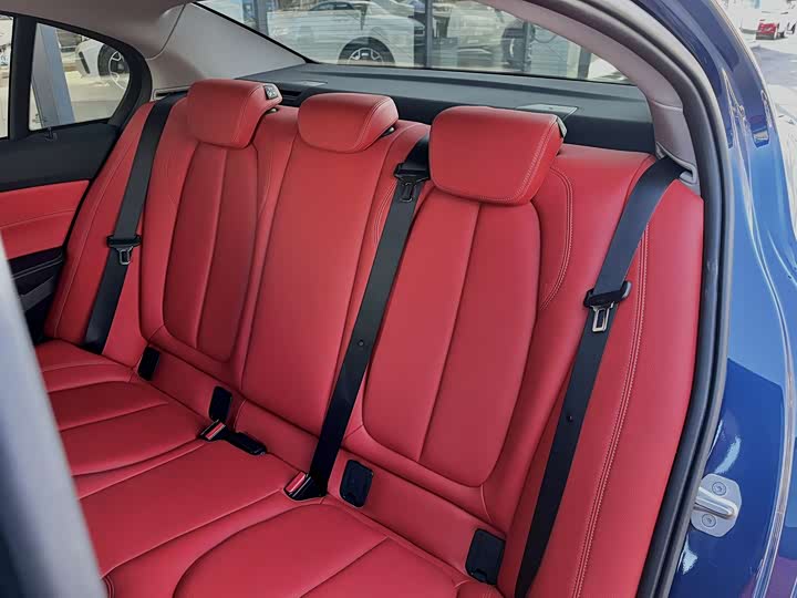 Фото 6 - BMW 1 Series