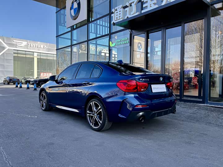 Фото 9 - BMW 1 Series