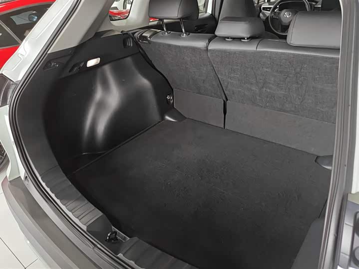 Фото 4 - Toyota Corolla Cross