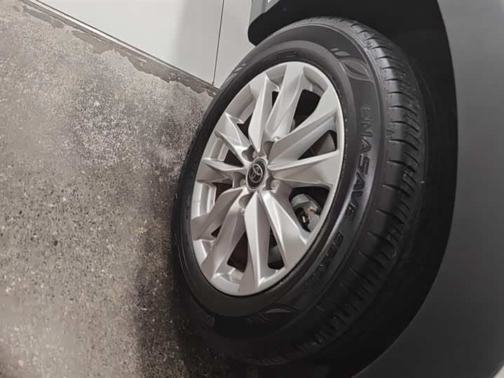 Фото 6 - Toyota Corolla Cross