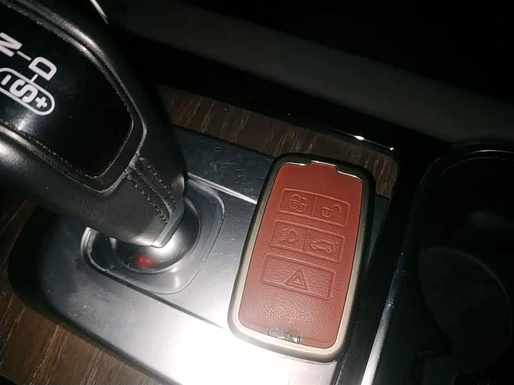 Фото 9 - Land Rover Discovery Sport