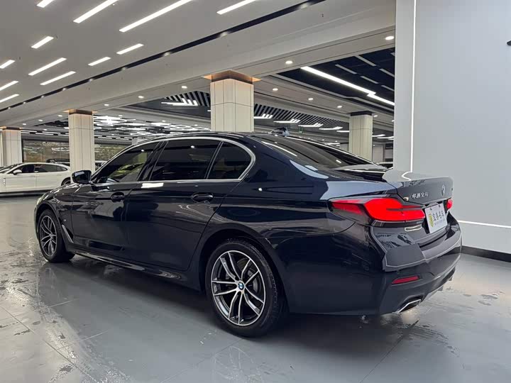 Фото 4 - BMW 5 Series