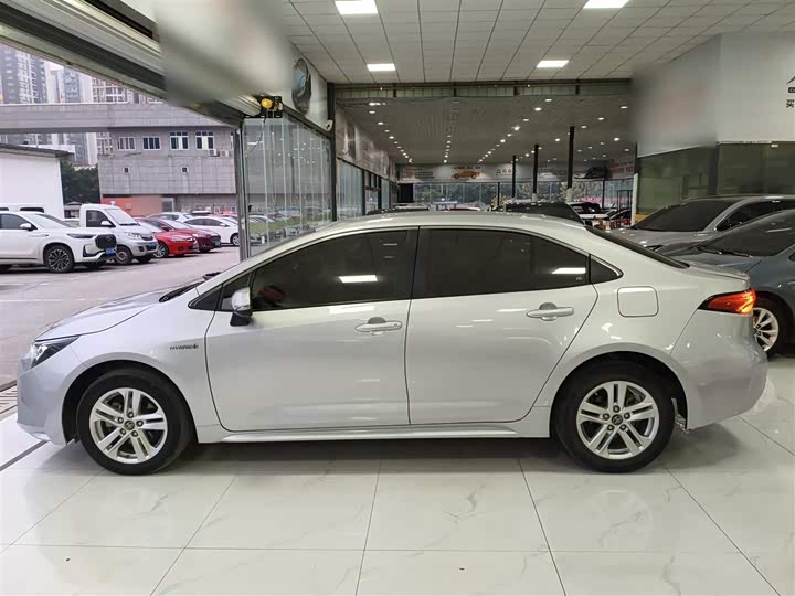 Фото 5 - Toyota Levin