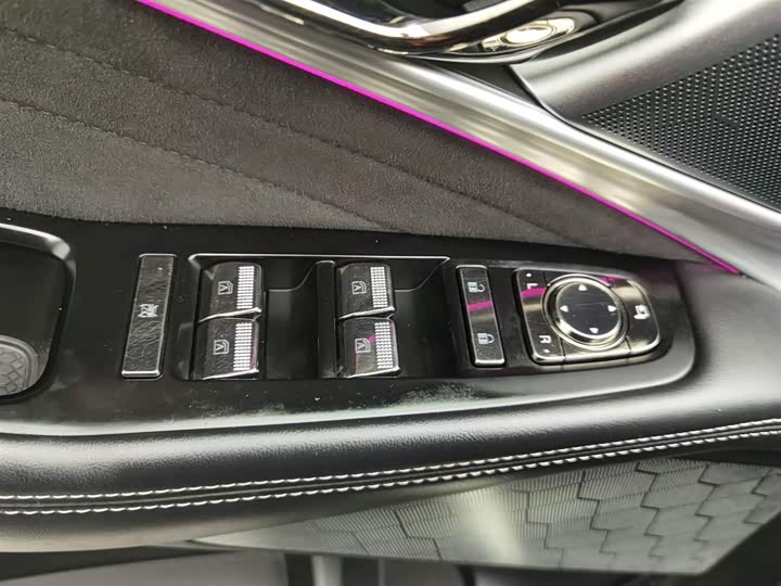 Фото 9 - GAC Trumpchi GS8