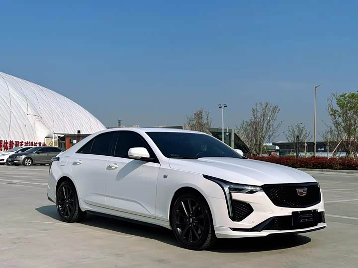 Фото 3 - Cadillac CT4