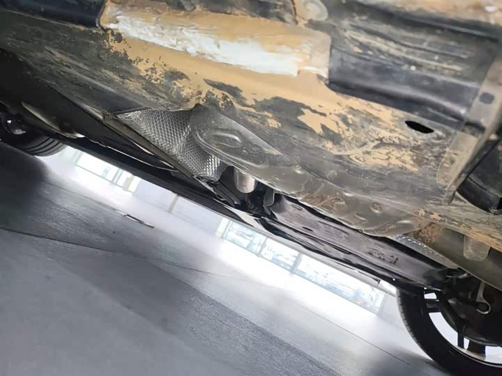 Фото 6 - Audi A4L