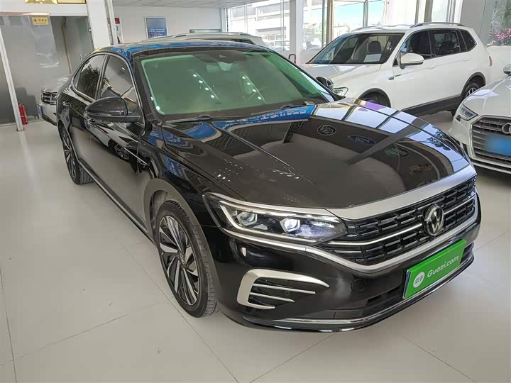 Фото 4 - Volkswagen Passat