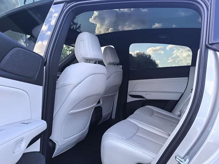 Фото 5 - XPeng G6