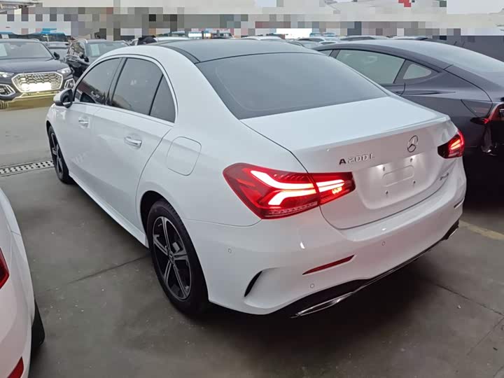 Фото 5 - Mercedes-Benz A-Class