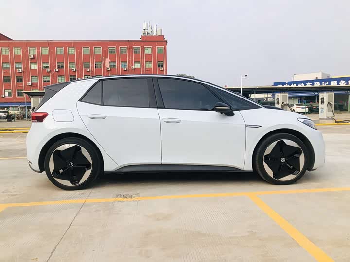 Фото 4 - Volkswagen ID.3