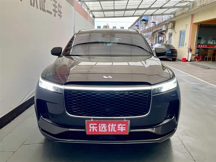 Фото 2 - LiXiang One