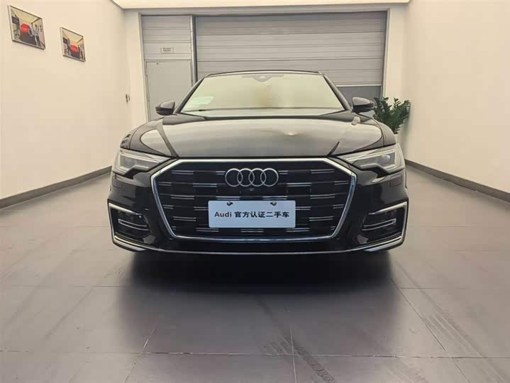 Фото 2 - Audi A6L
