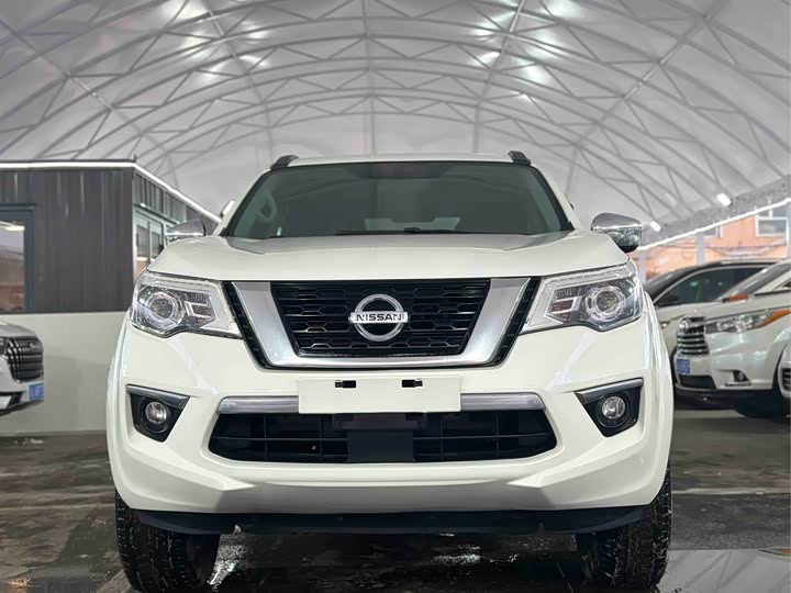 Фото 2 - Nissan Terra