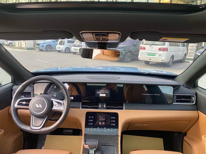 Фото 5 - LiXiang One