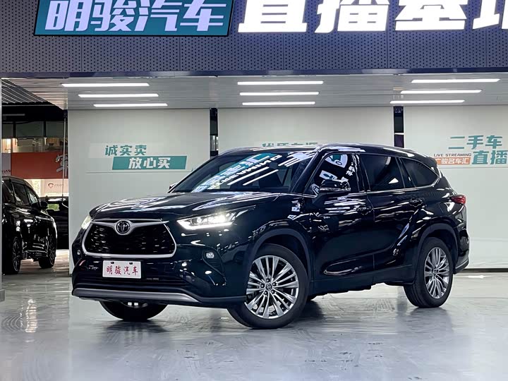 Фото 1 - Toyota Highlander