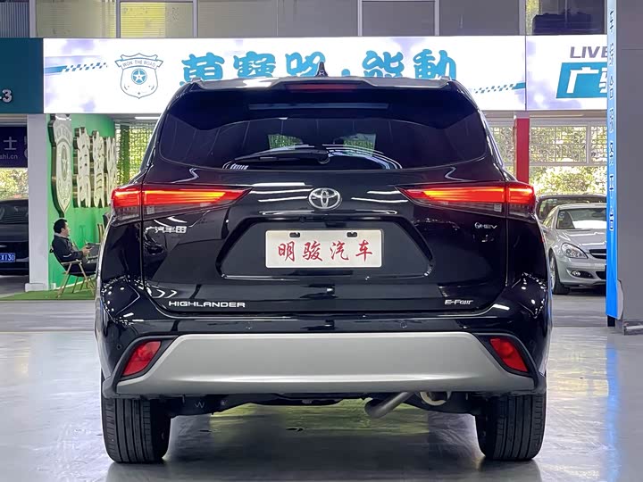 Фото 5 - Toyota Highlander