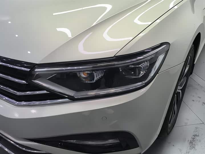 Фото 5 - Volkswagen Magotan