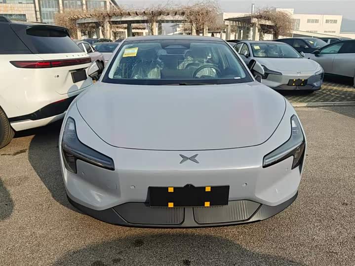 Фото 2 - XPeng Mona M03