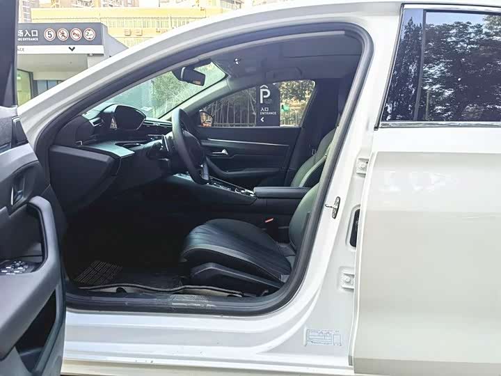 Фото 6 - Peugeot 508