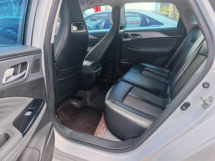 Фото 6 - GAC Aion S Plus