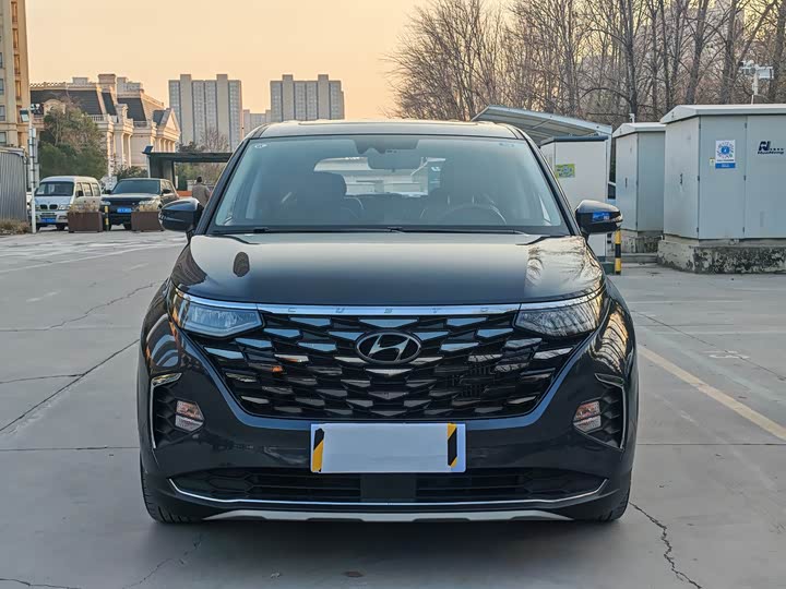 Фото 2 - Hyundai Custo