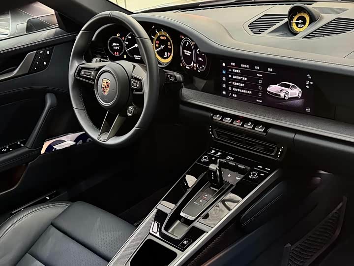 Фото 4 - Porsche 911