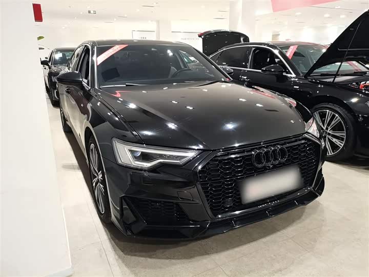 Фото 4 - Audi A6L