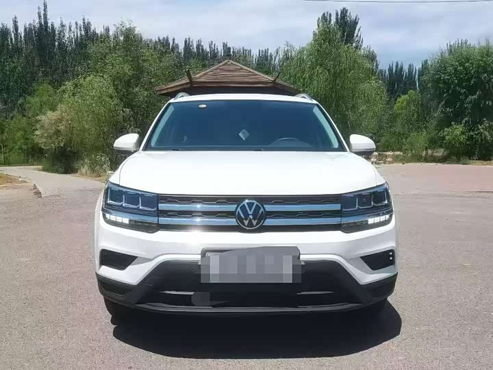 Фото 2 - Volkswagen Tharu