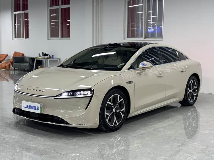 Фото 1 - Luxeed S7