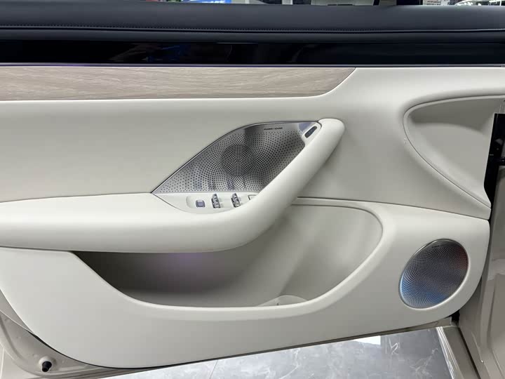 Фото 8 - Luxeed S7