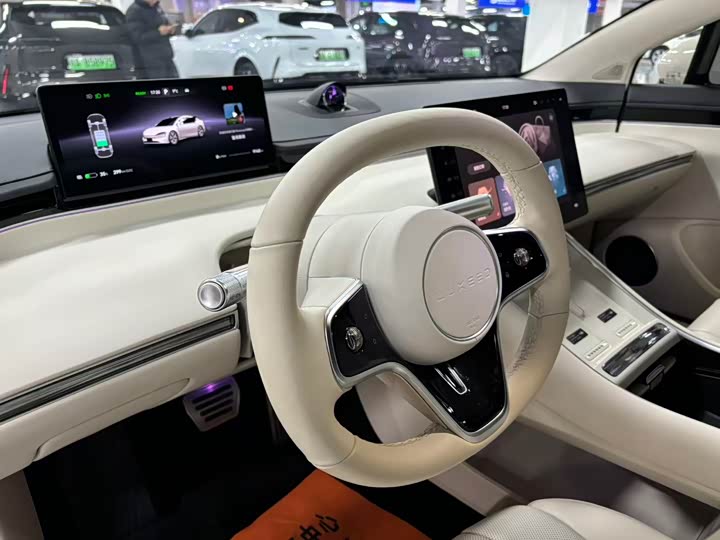 Фото 9 - Luxeed S7