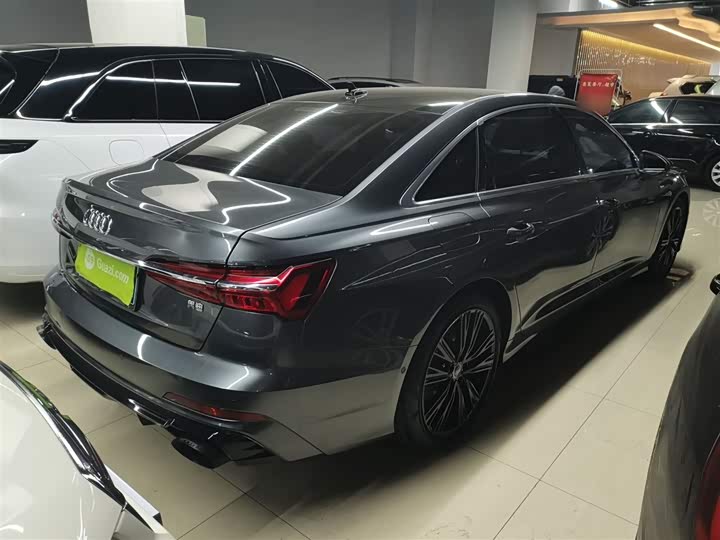 Фото 7 - Audi A6L