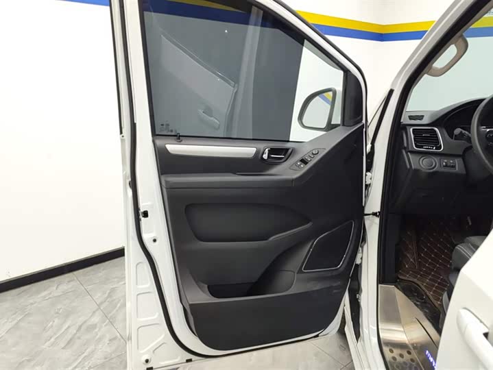 Фото 7 - Maxus G20