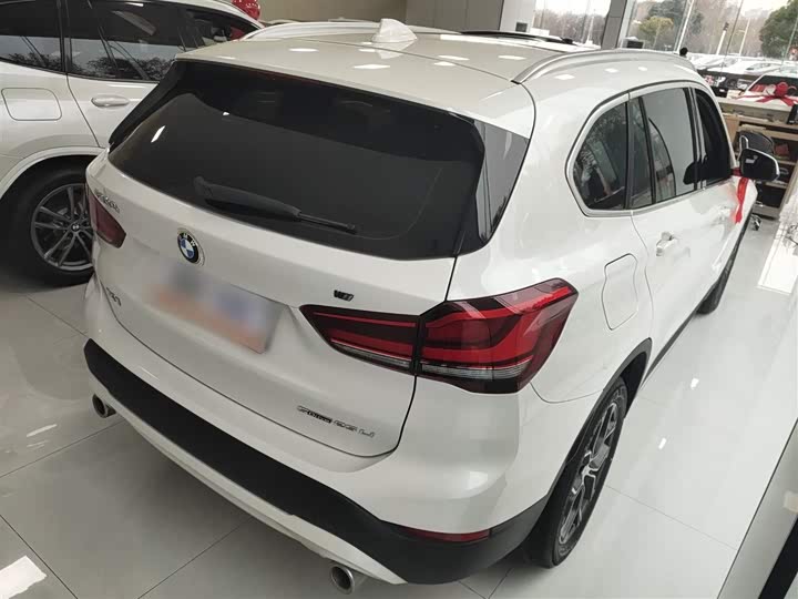 Фото 7 - BMW X1