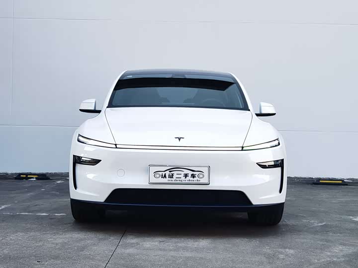 Фото 2 - Tesla Model Y