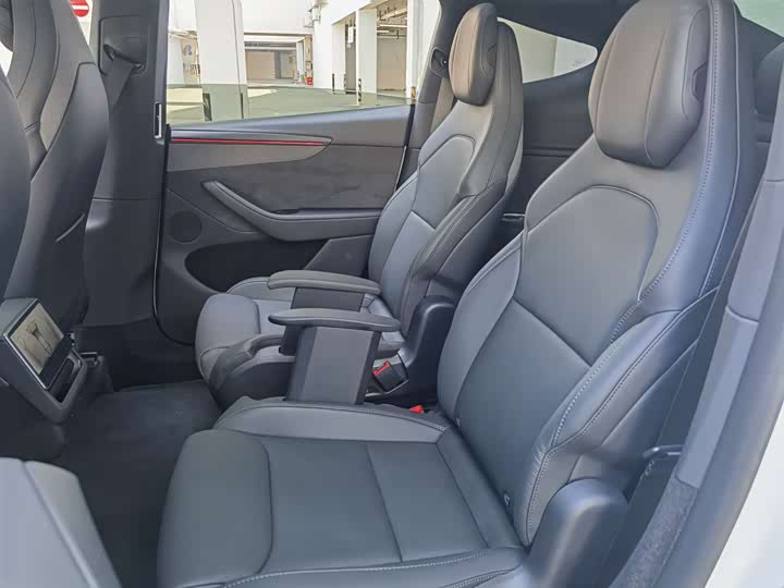 Фото 7 - Tesla Model Y