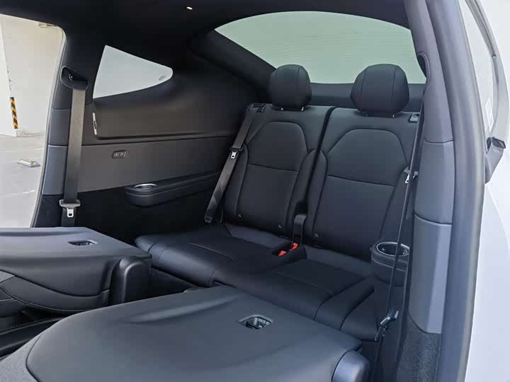 Фото 9 - Tesla Model Y