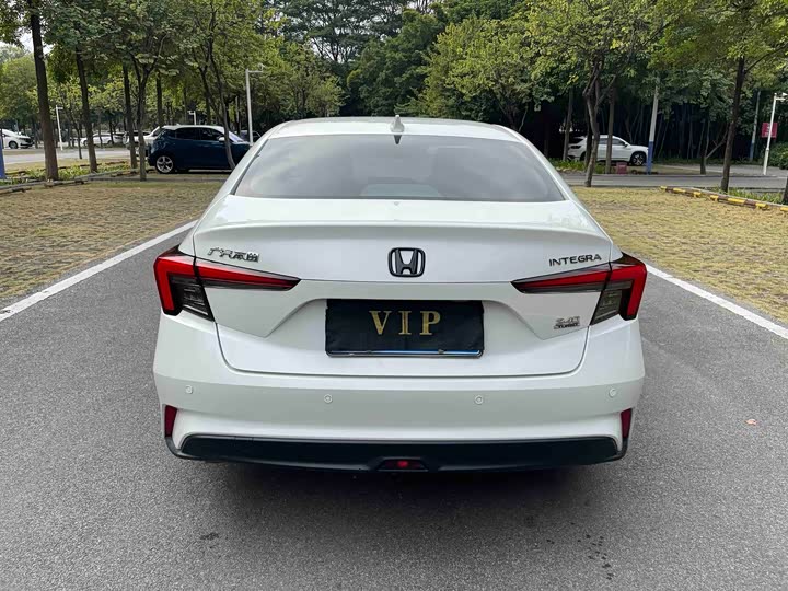 Фото 5 - Honda Integra